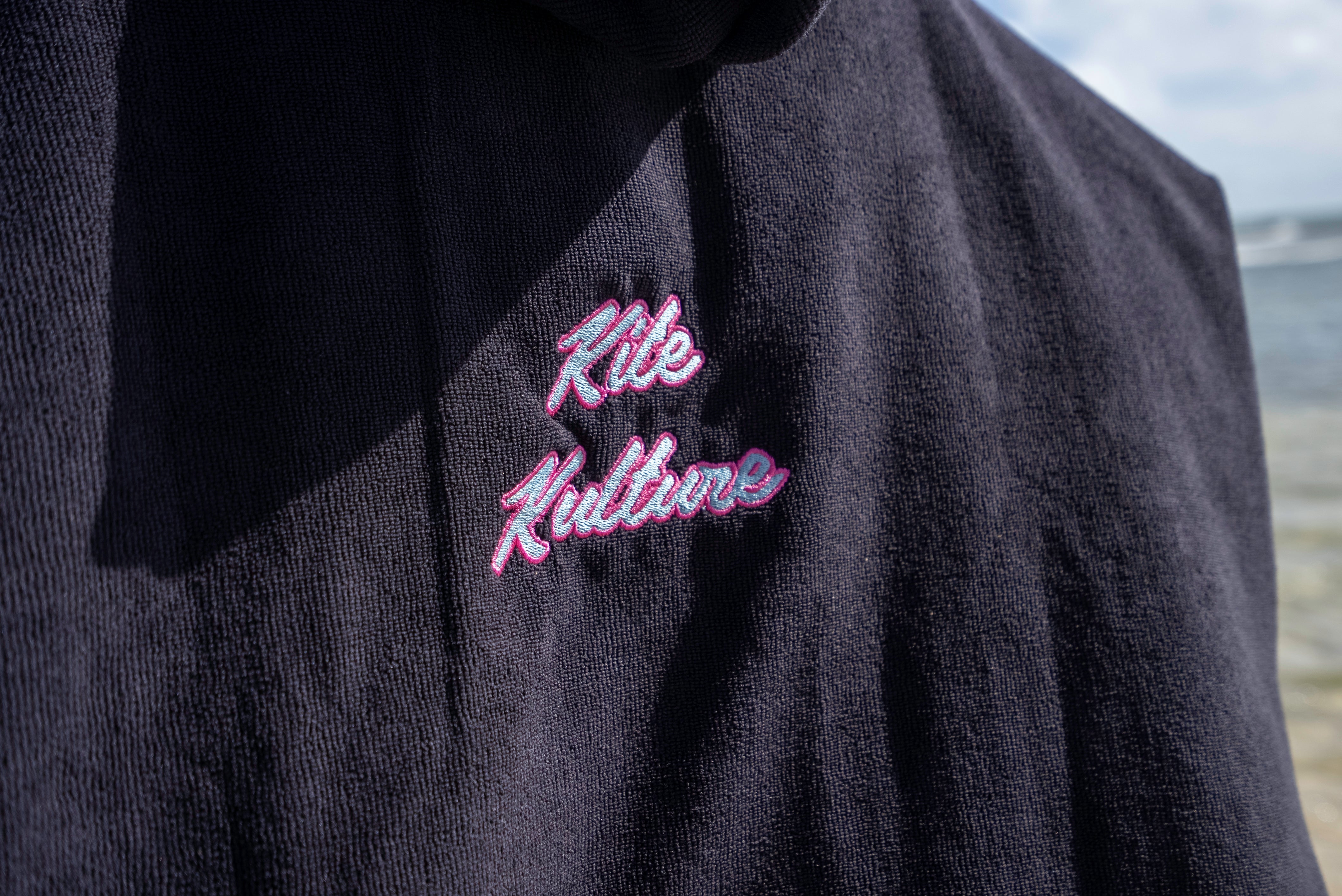 Kite Kulture Water Resistant Changing Robe – Warm, Wind resistant & Oversized Poncho for Kitesurfing, Wing Foiling, Surfing & Watersports