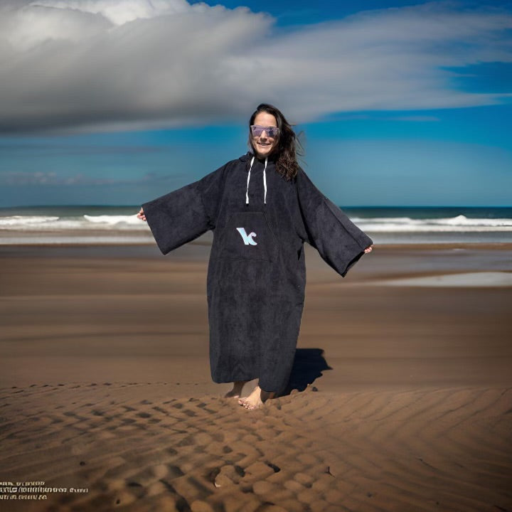 Kite Kulture Water Resistant Changing Robe – Warm, Wind resistant & Oversized Poncho for Kitesurfing, Wing Foiling, Surfing & Watersports
