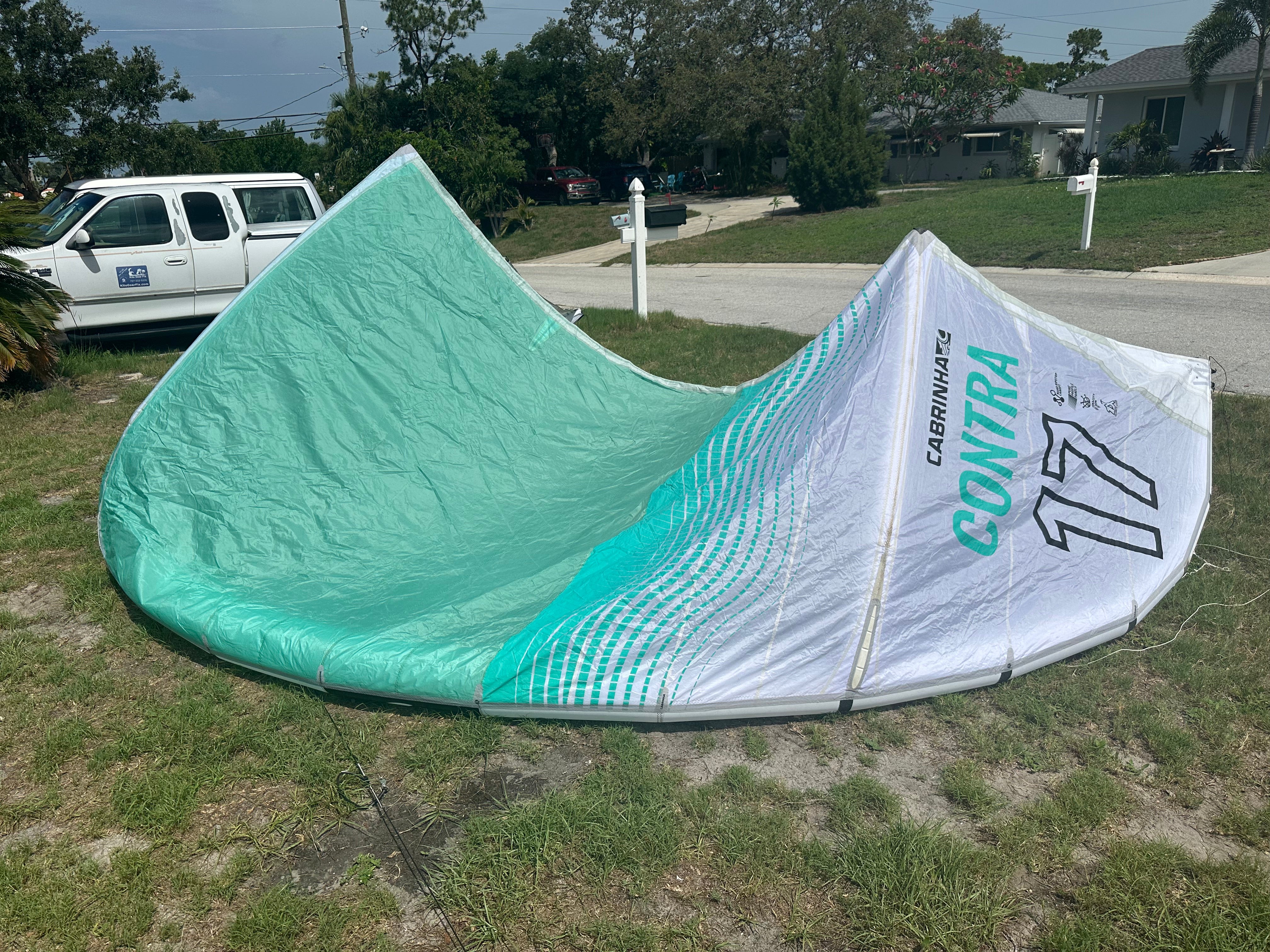 2021 Cabrinha Contra 3 Strut Kite 17m - Green/White