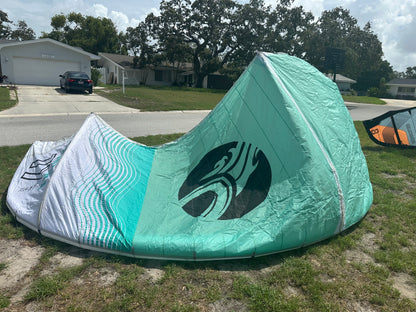 2021 Cabrinha Contra 3 Strut Kite 17m - Green/White